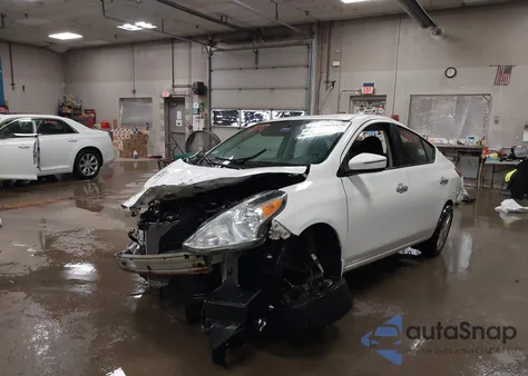 2016 Nissan Versa 1.6 Sl z USA, uszkodzony, nr VIN 3N1CN7AP9GL834366